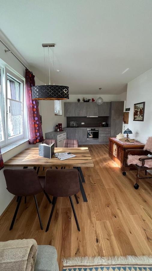 Ferienwohnung Karasek Deluxe 사텐도르프 외부 사진