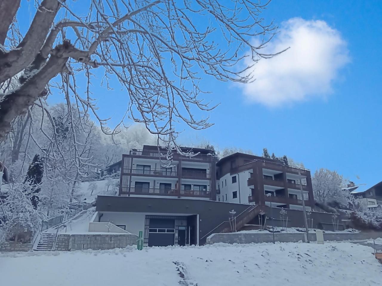 Ferienwohnung Karasek Deluxe 사텐도르프 외부 사진