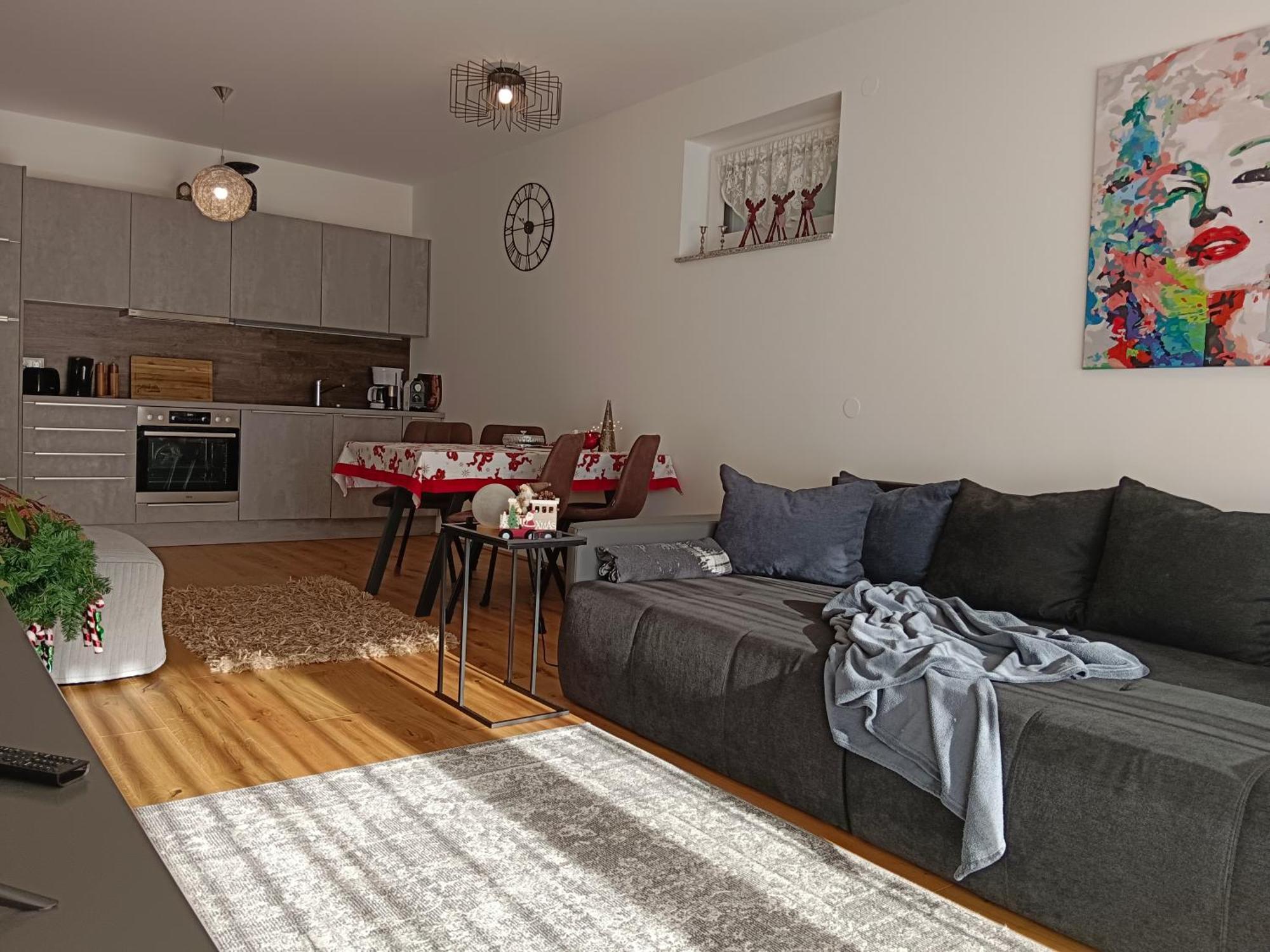 Ferienwohnung Karasek Deluxe 사텐도르프 외부 사진